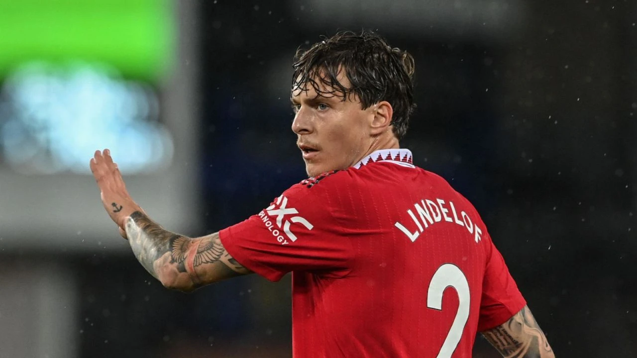 Lindelof odjurio s Old Trafforda zbog sina koji je završio u bolnici