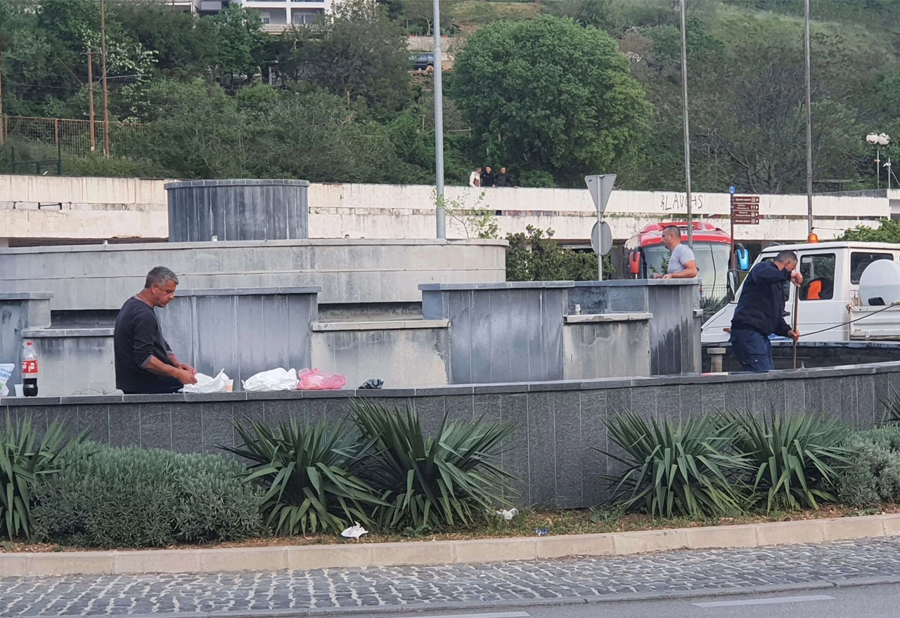 FOTO | Čiste se mostarske fontane!