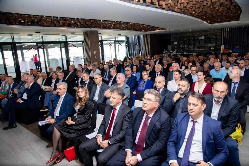 Dva člana Asocijacije poduzetnika Hercegovine izabrana u Upravni odbor Udruženja poslodavaca FBiH