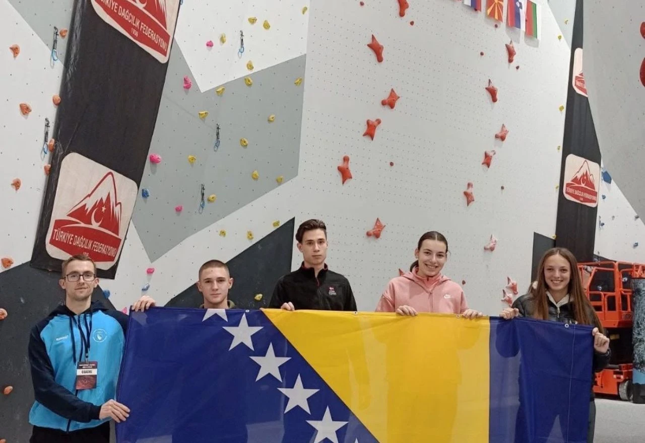 Klara i Vedran Mitrić, Alpinističko-sportsko penjački klub "Neretva"