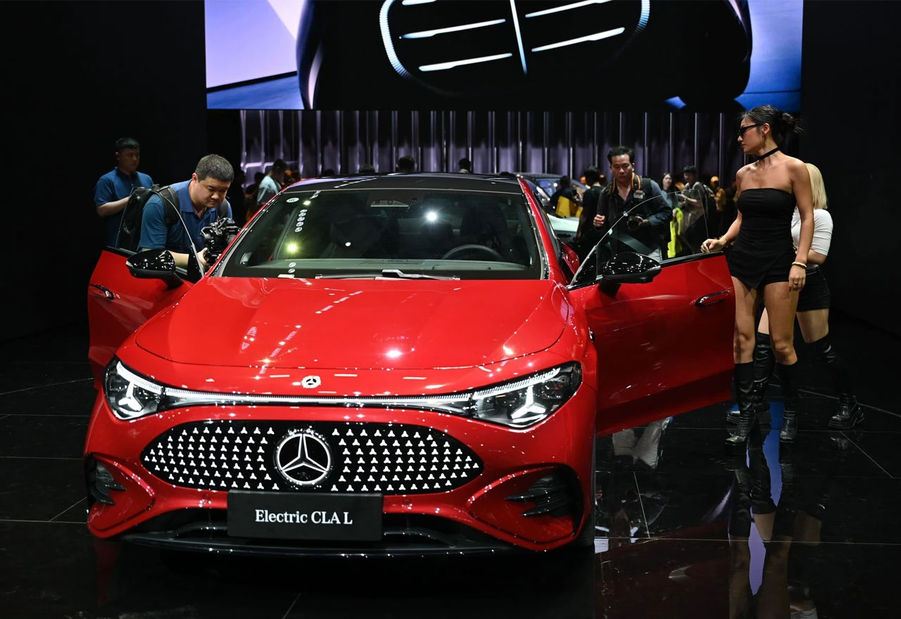 Mercedes najavljuje transformaciju stoljeća