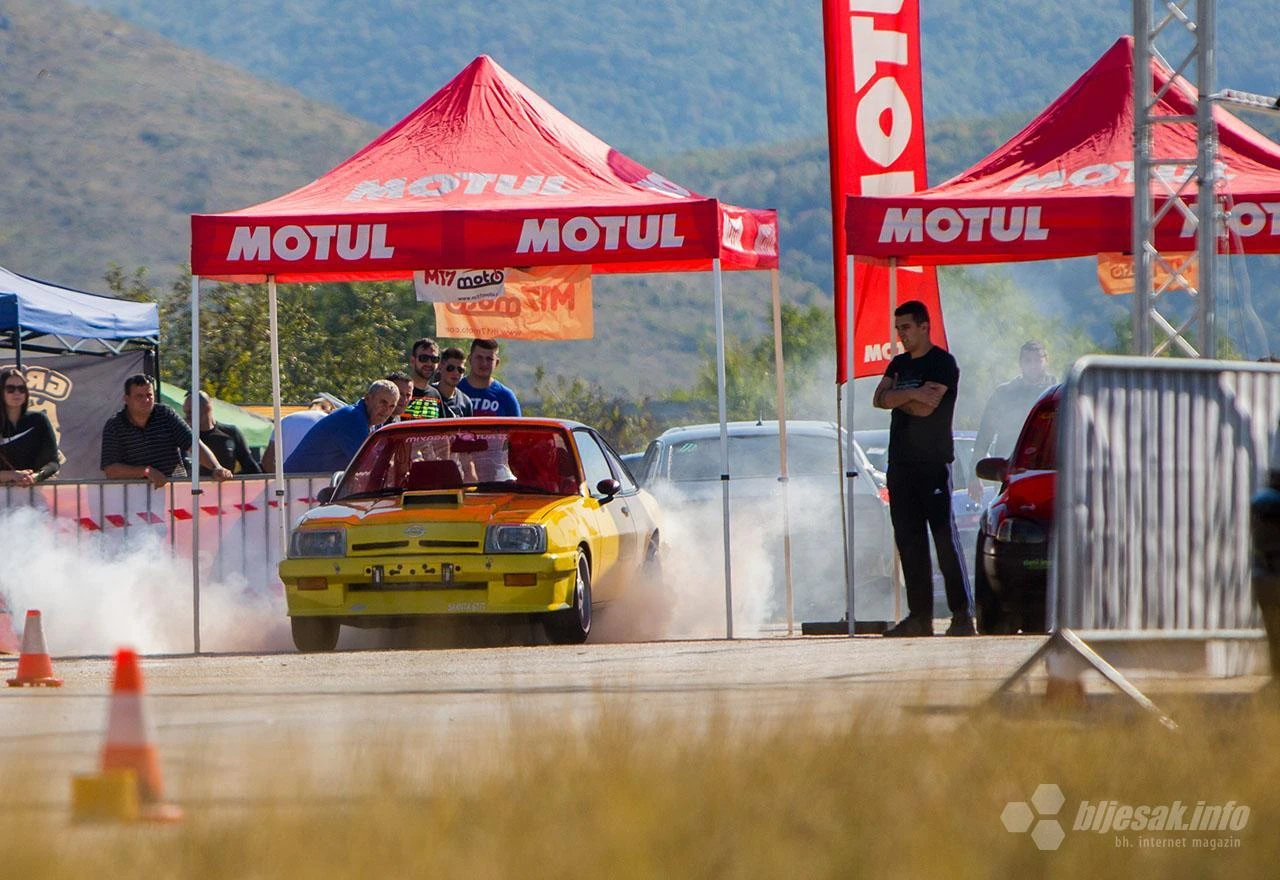 Mostar: Zbog gradskog derbija odgađa se najveći auto-moto spektakl u BiH