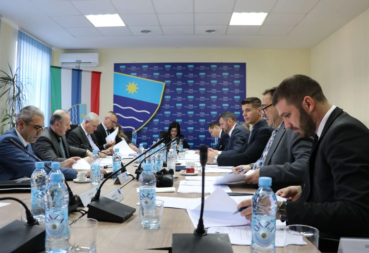 Vlada HNŽ-a izdvaja 22.7 milijuna maraka za održavanje i rekonstrukciju regionalnih cesta