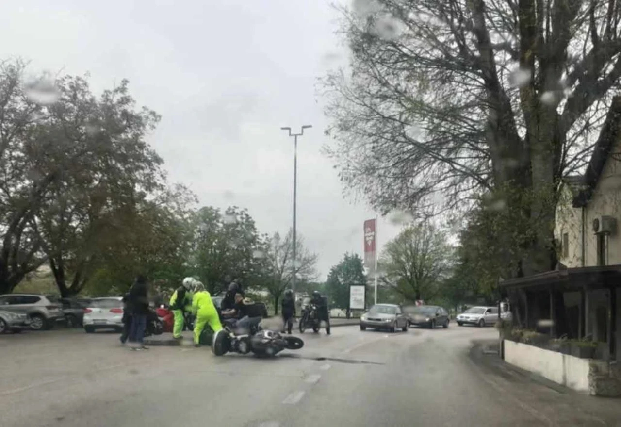 Pad 2 motorna vozila u Ljubuškom