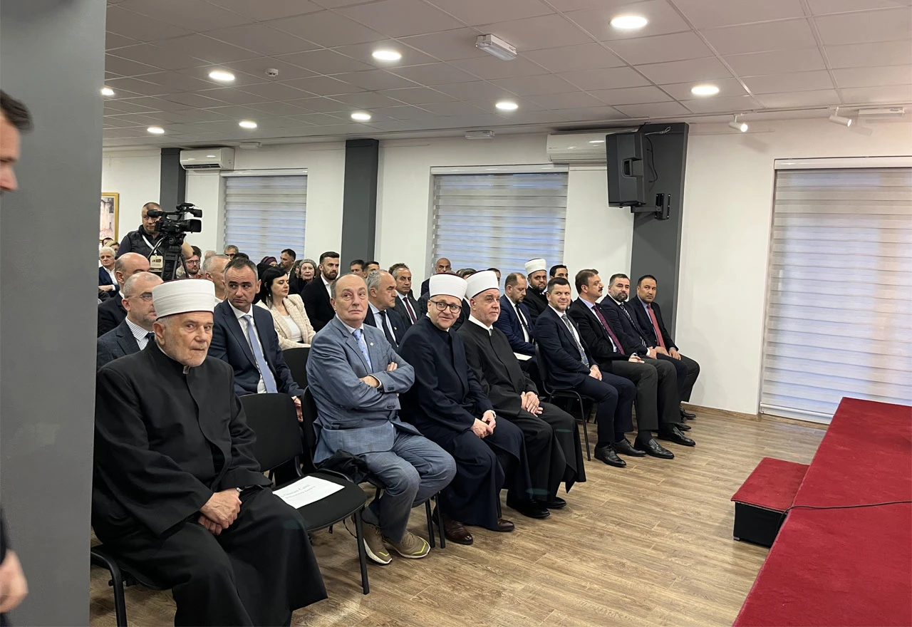 FOTO | U Mostaru otvoreni ''Dani vakufa u BiH'' i ''Dani mevluda i zikra''