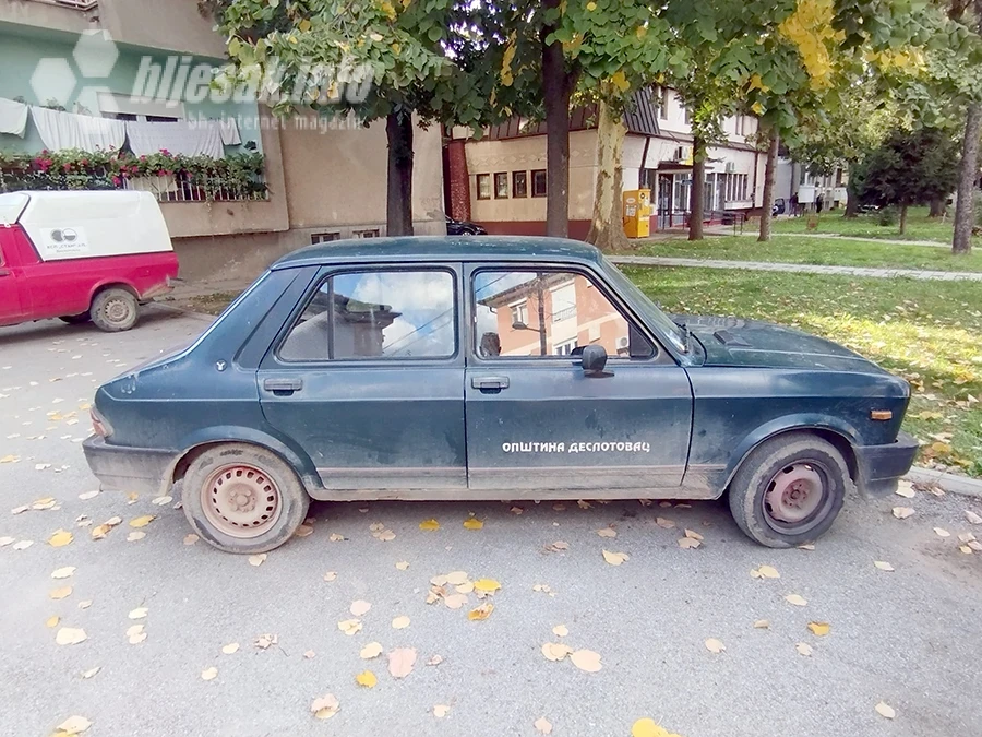 Možete li svoje općinare zamisliti u „stojadinu“?
