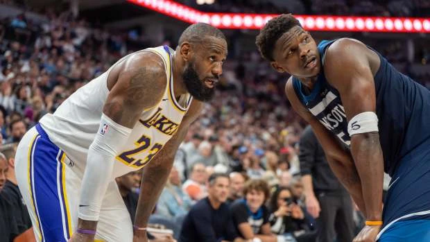 Lakersi na rubu eliminacije, suci pomgli Knicksima