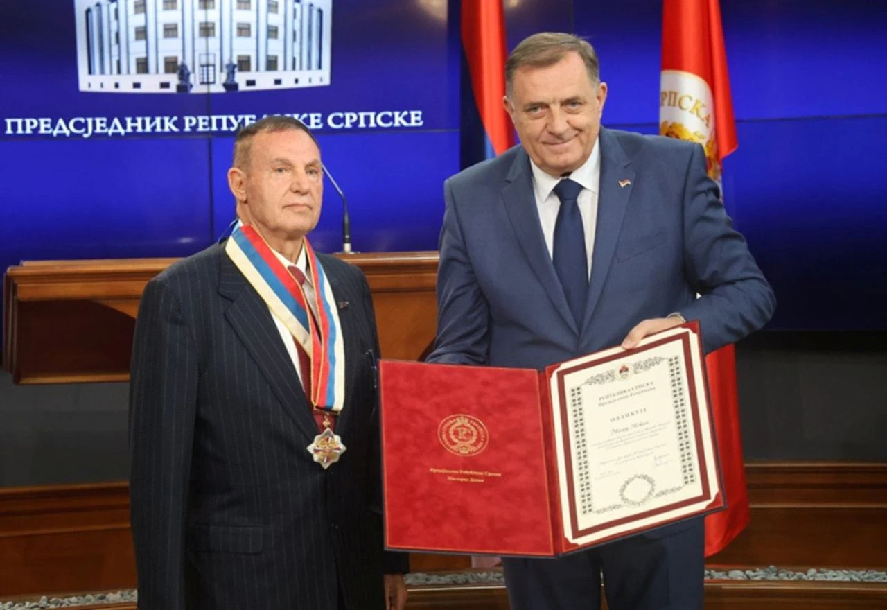 Dodik odlikovao bivšeg izraelskog zapovjednika