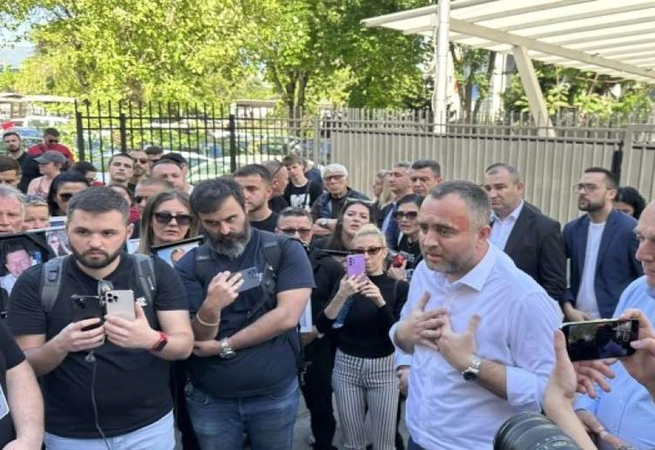 U Skoplju prosvjed obitelji poginulih u Kočanima
