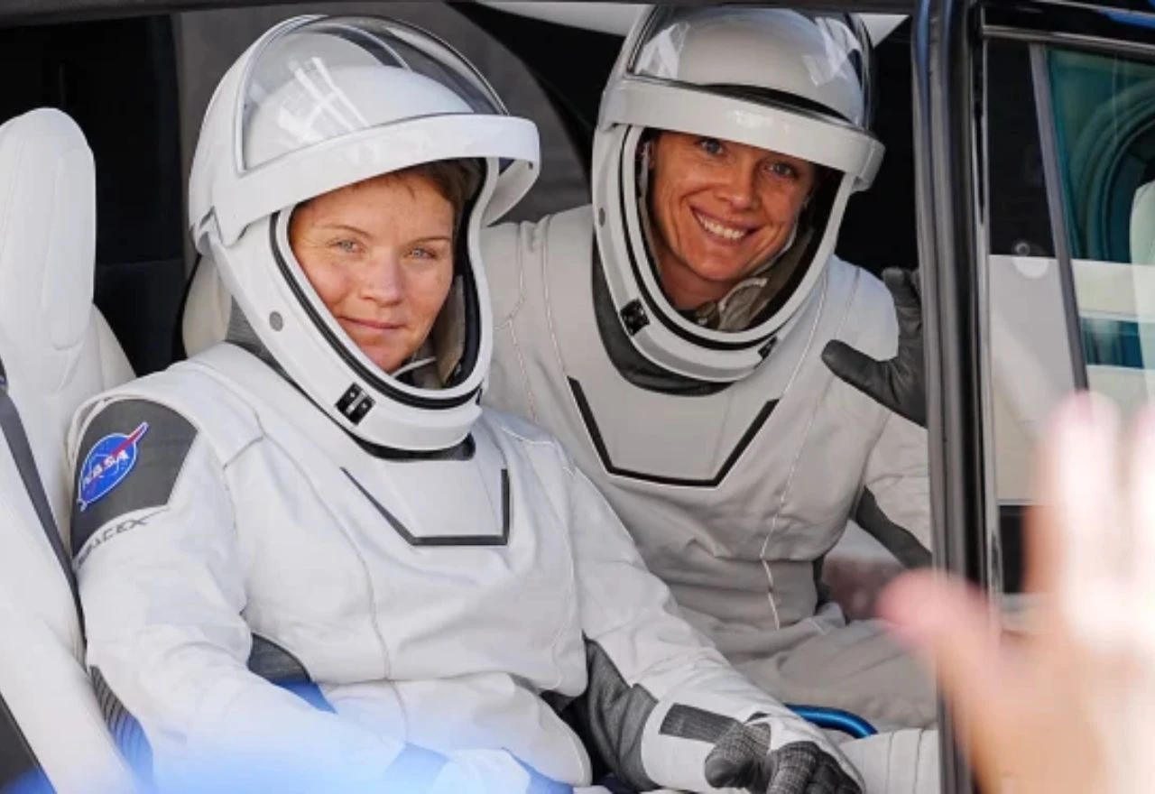 Samo žene u svemiru: NASA-ine astronautkinje izvele povijesnu svemirsku šetnju