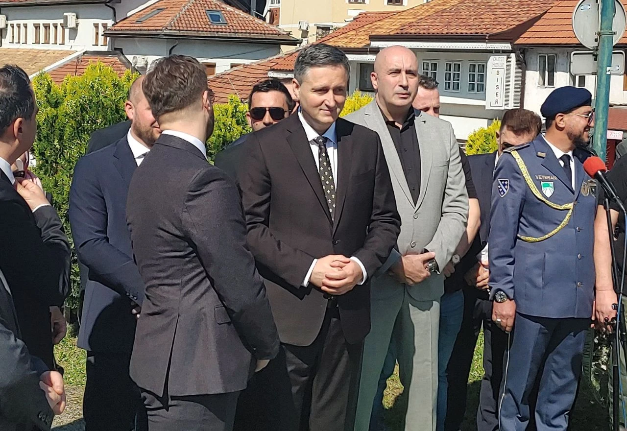 Bećirović: Čović ne djeluje ni u interesu hrvatskog naroda ni BiH