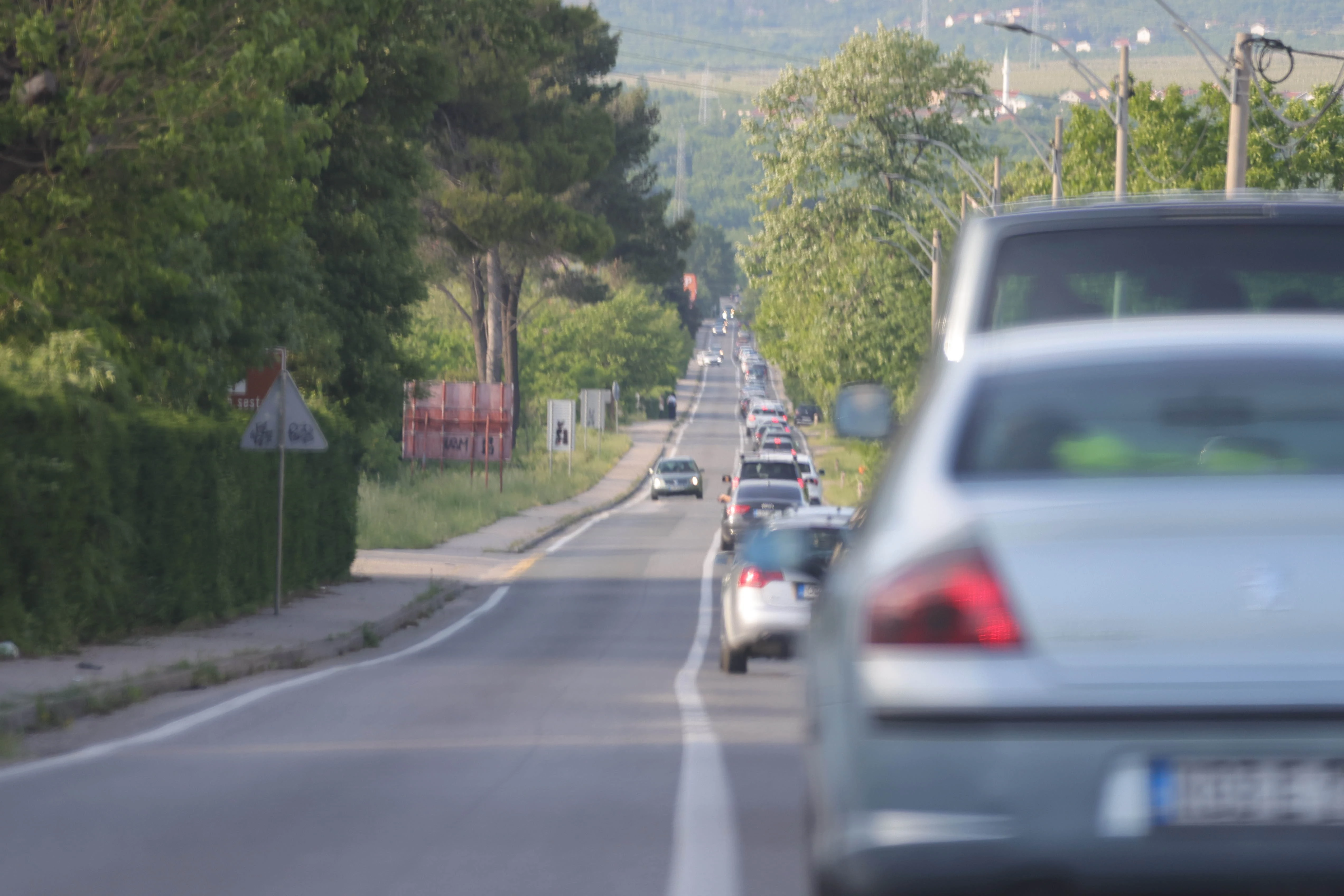Gužve u Mostaru: Kolone vozila na M-17