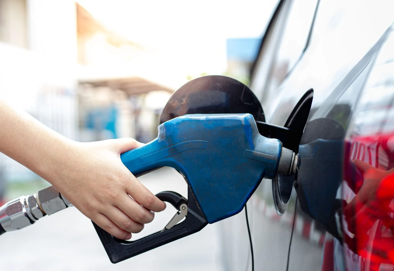 Istina o potrošnji: Evo pri kojim brzinama auto najmanje troši gorivo
