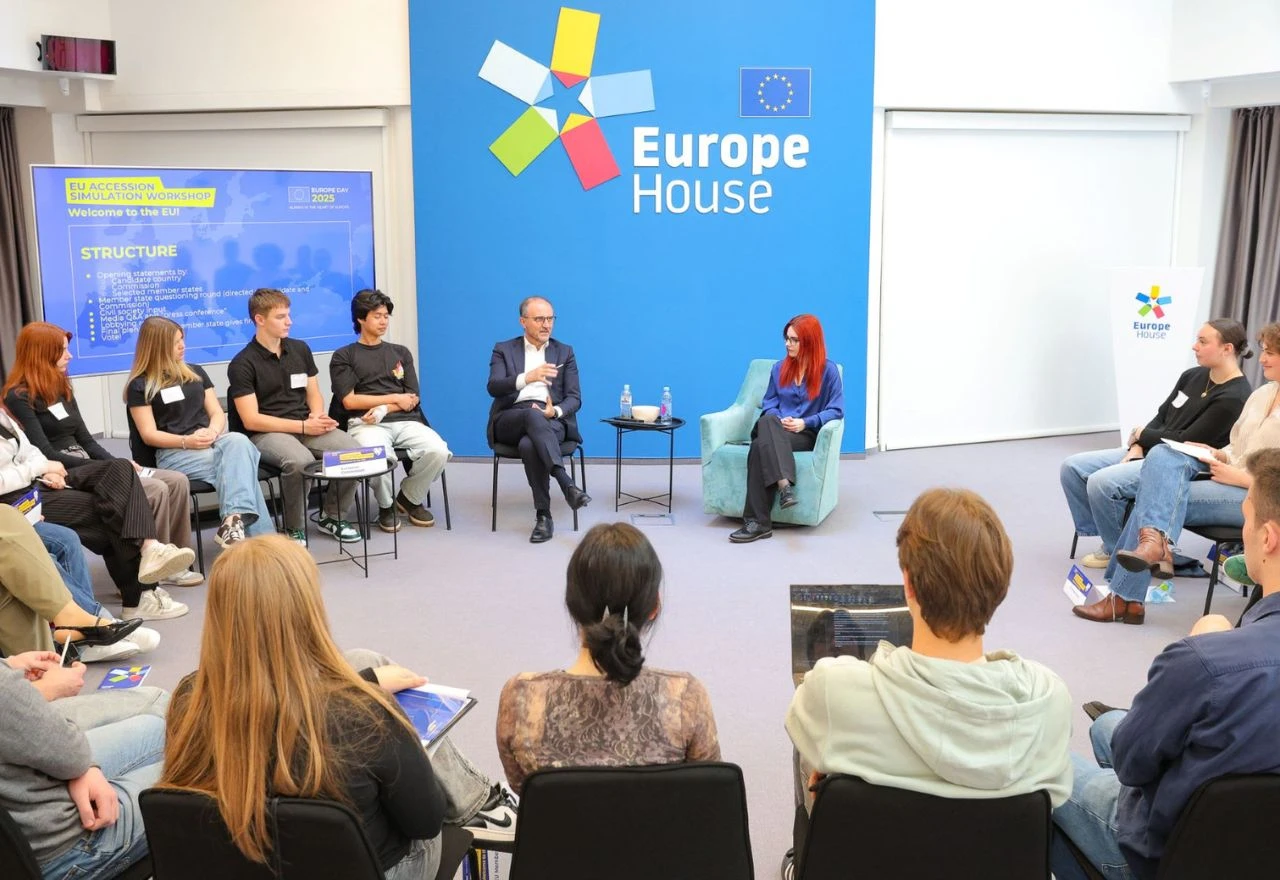 Mladi u akciji: Simuliranje budućnosti Europe na Dan Europe