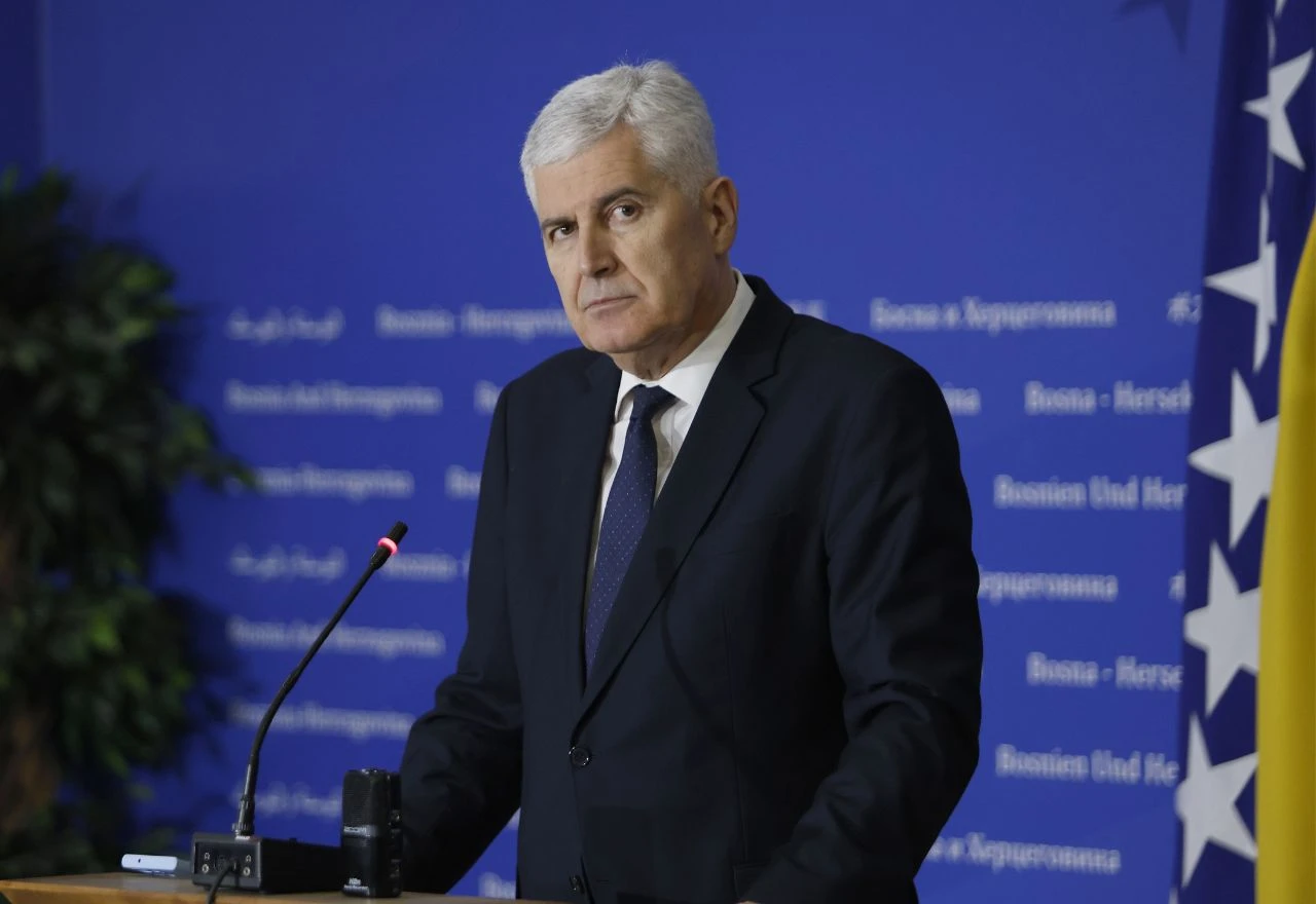 Čović čestitao papi Lavu XIV: ''Želimo mu zdravlje, mir i Božji blagoslov''