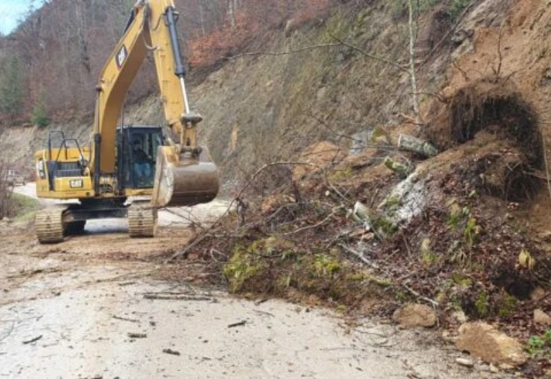 Na području Federacije BiH 8.000 klizišta, aktivnih oko 2.000