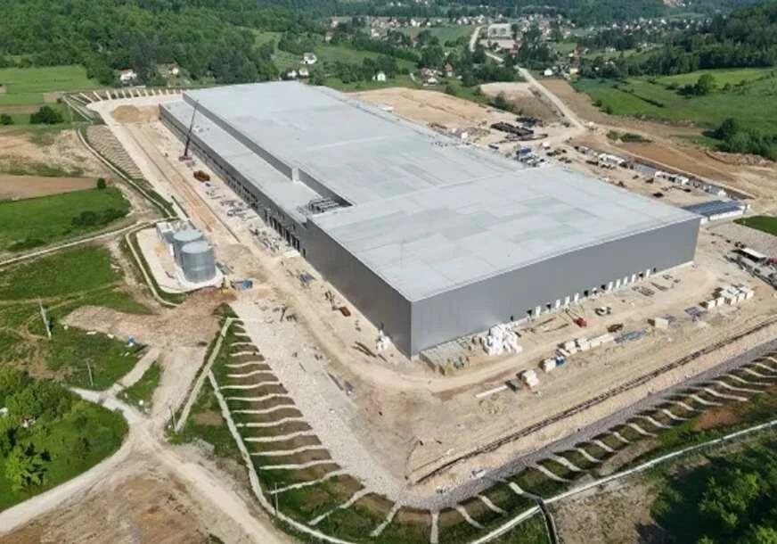 Lidlov logistički centar kod Sarajeva poprima konačne obrise, otvaranje prodavnica moguće 2026. godine