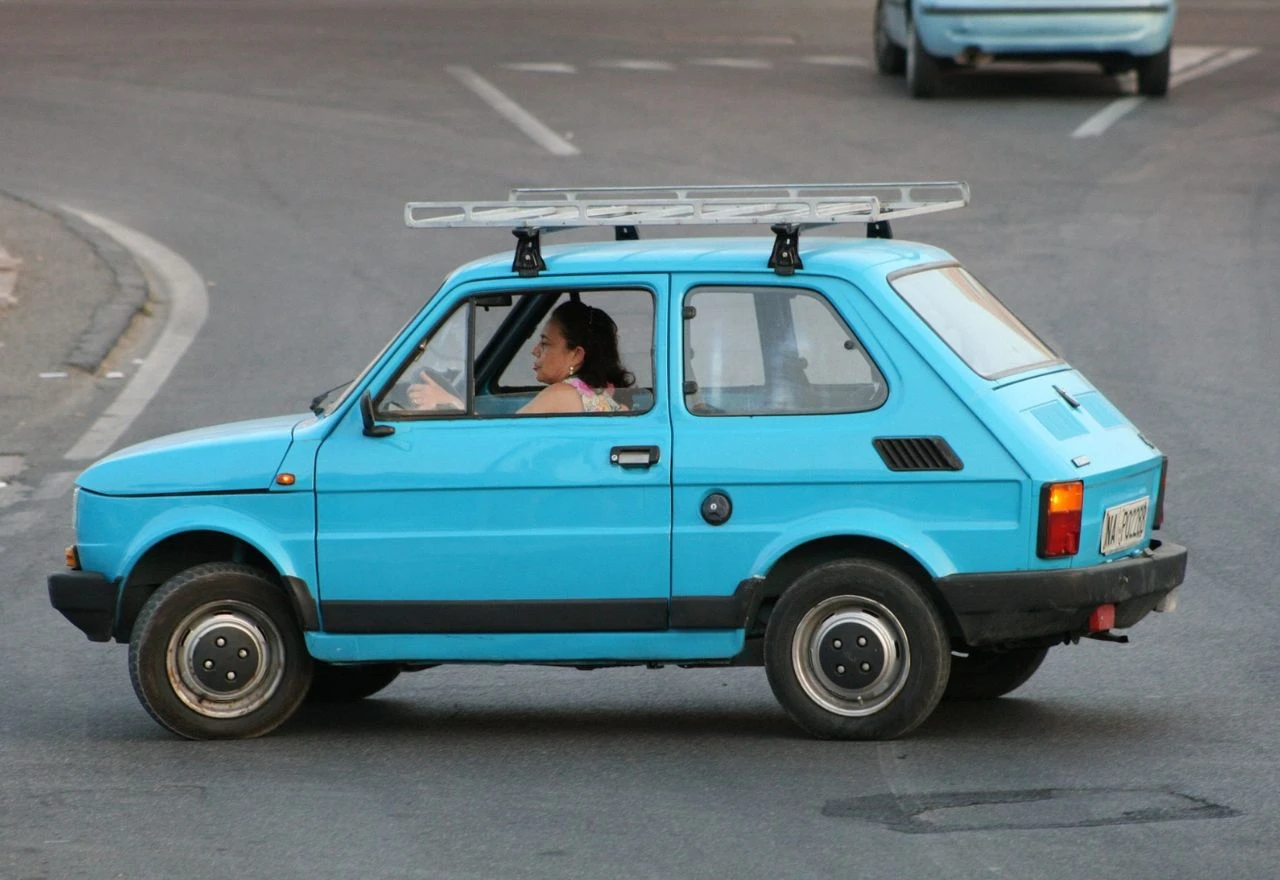 Vozni park Jugoslavije: Koliko je radnik morao raditi za automobil?