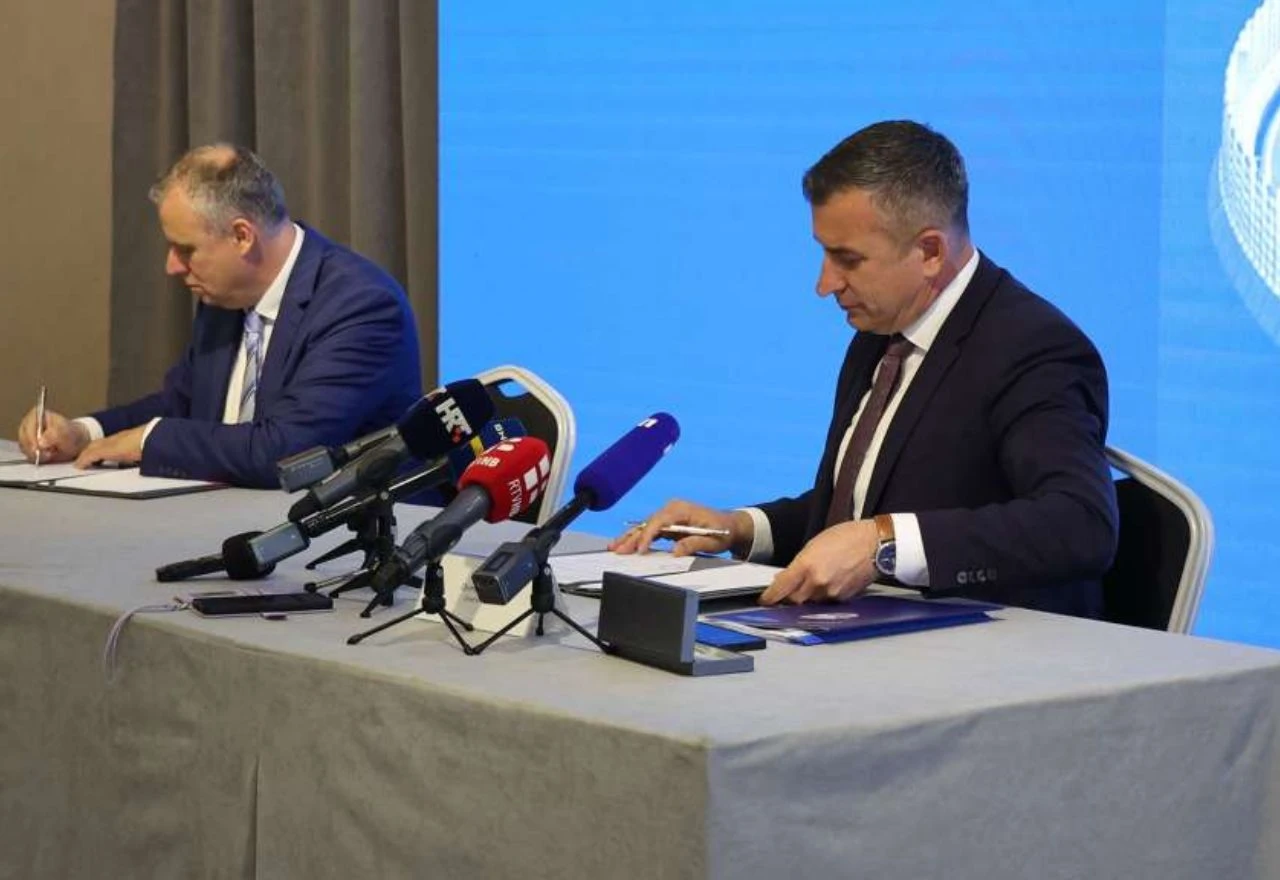 Donirano 100.000 eura za obnovu čitaonice u selu Kostajnica kod Konjica