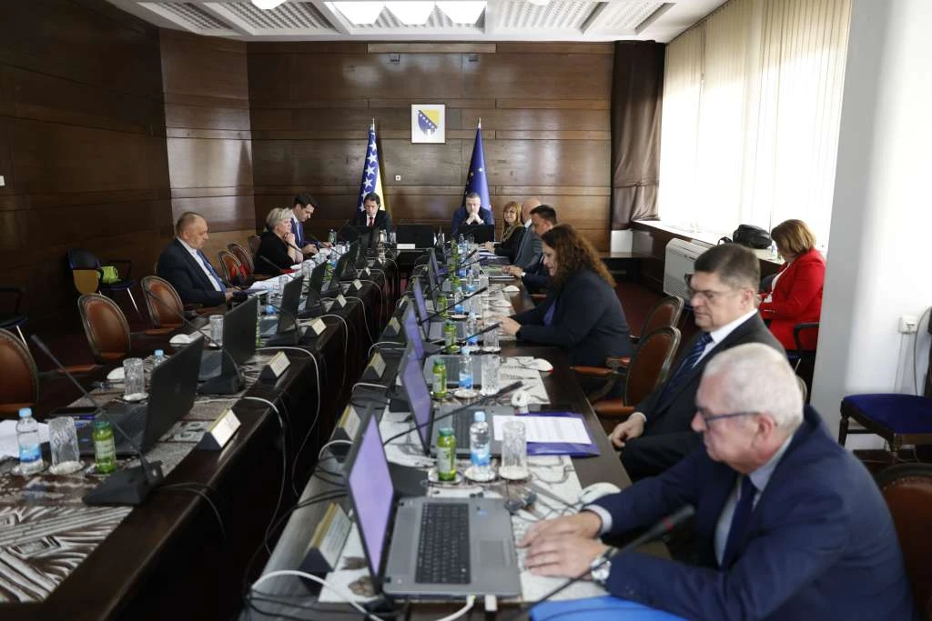 Vlada FBiH odobrila 20 milijuna KM iz Budžeta za povoljne stambene kredite za mlade