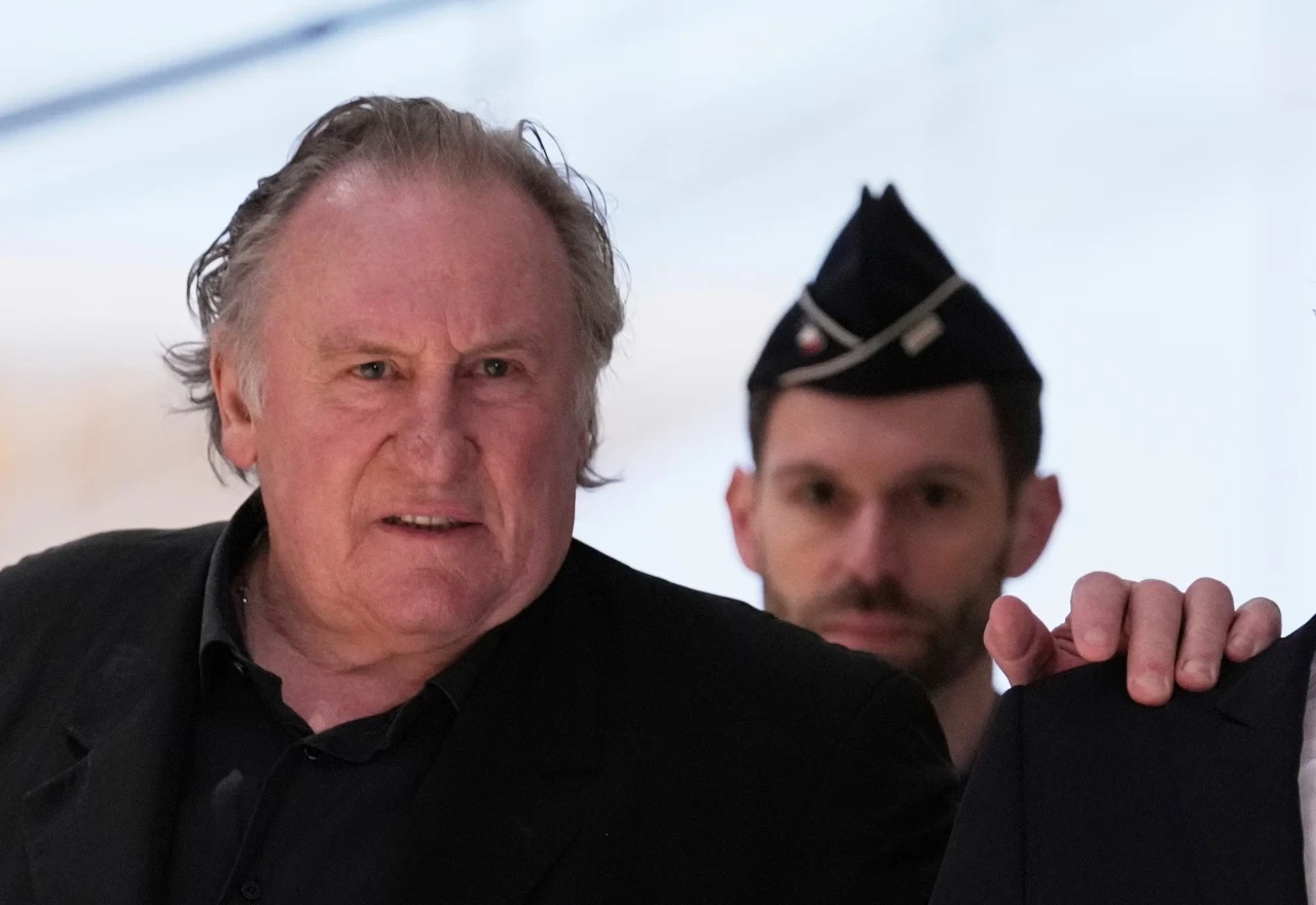 Glumac Gérard Depardieu proglašen krivim za seksualni napad na dvije žene