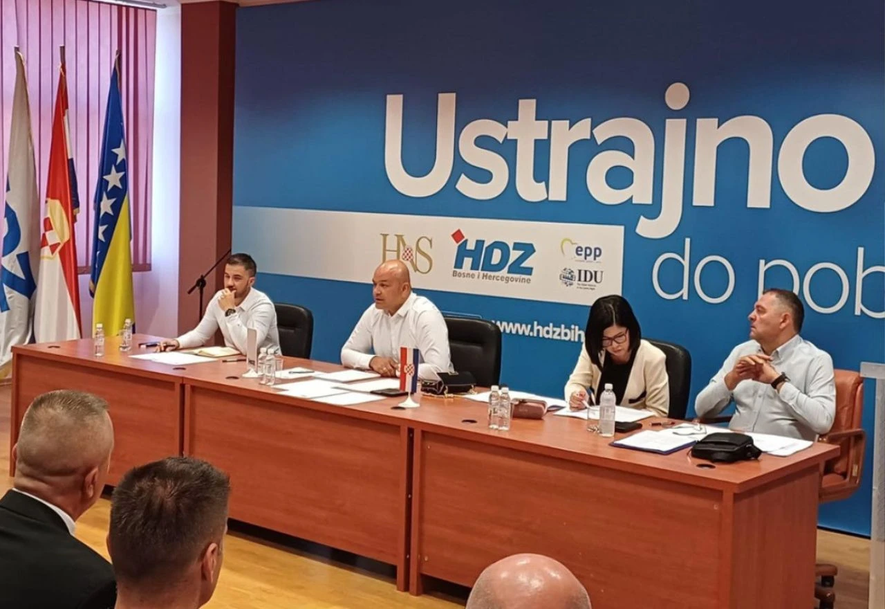 HDZ osuđuje pokušaje ometanja izgradnje Hrvatskog narodnog kazališta u Mostaru
