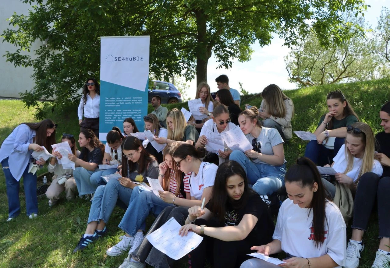 Srednjoškolci u Hutovom blatu učili o tehnikama praćenja bioraznolikosti