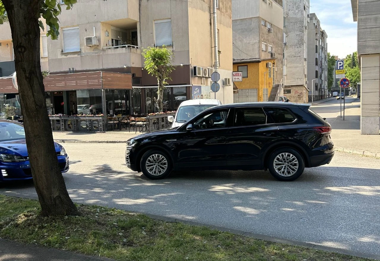 Premijerka Buhač sudjelovala u prometnoj nesreći?