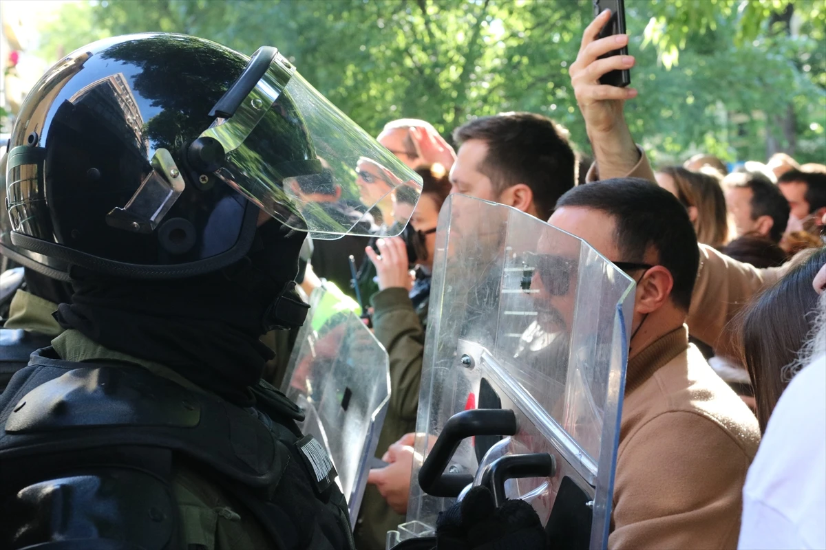 Srbija: Okršaj policije i prosvjednika ispred suda u Novom Sadu
