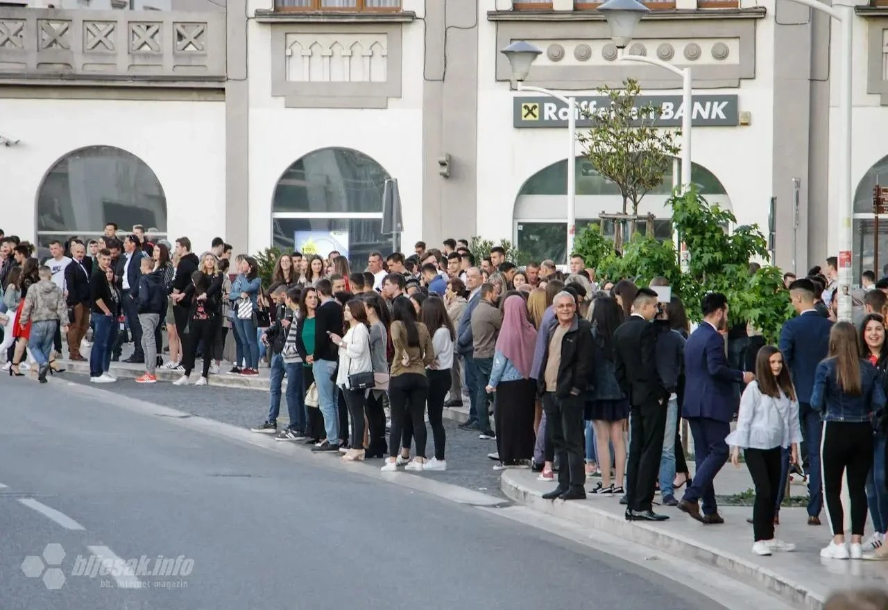 Privremena obustava prometa u Mostaru zbog Maturalne večeri