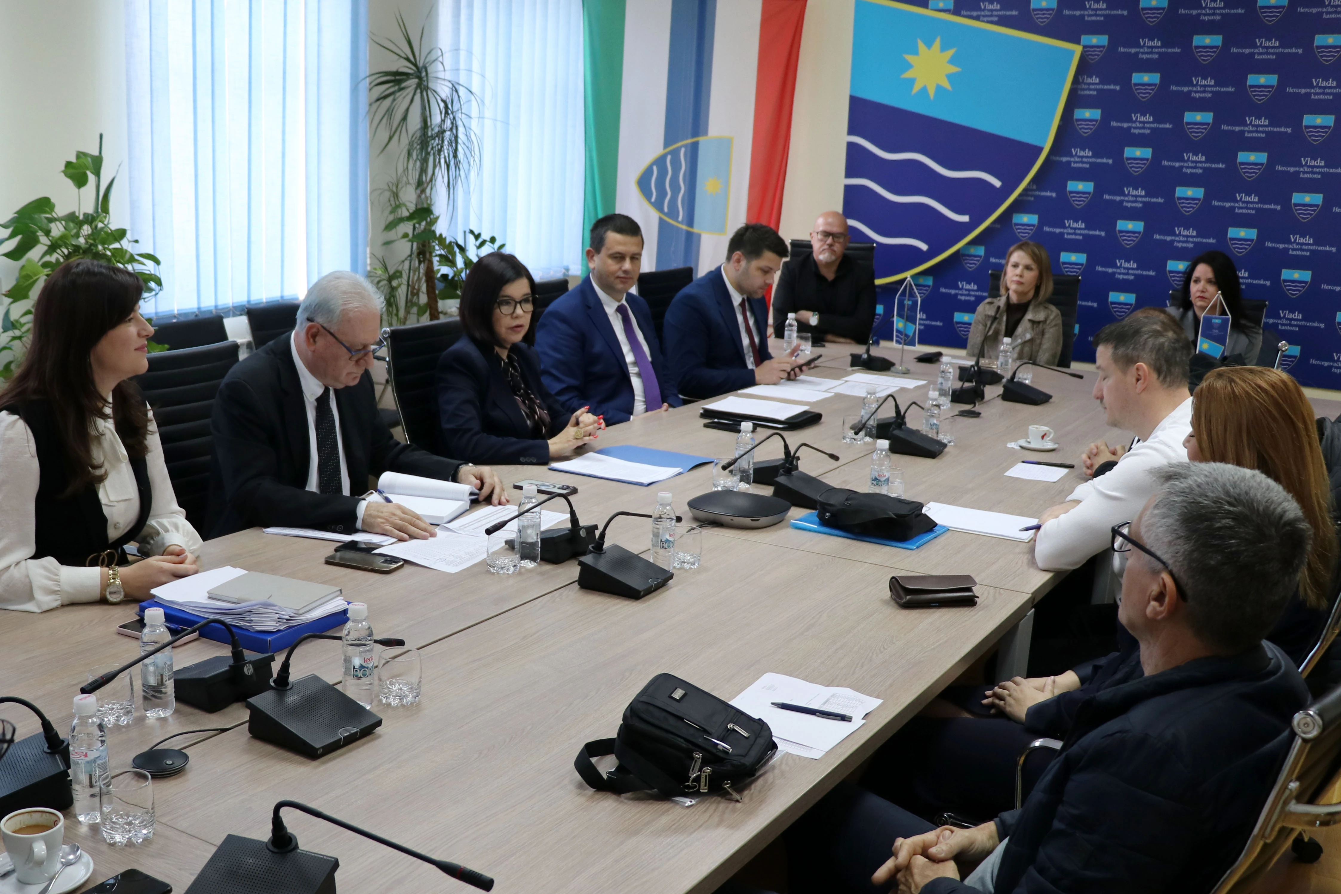 Zdravstveni radnici bez dogovora s Vladom: ''Ne nude ništa, žele nam uzeti i ono što imamo''