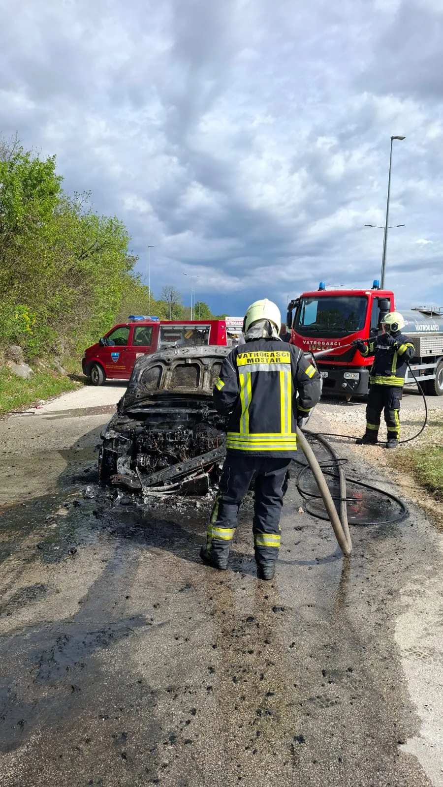 U Mostaru požari na automobilima sve učestaliji: Provjerili smo zašto