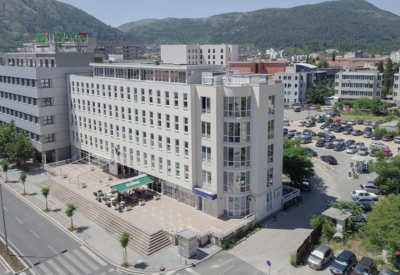 Poticajna sredstva: Mijatović potpisuje ugovore za 31 projekt u Mostaru