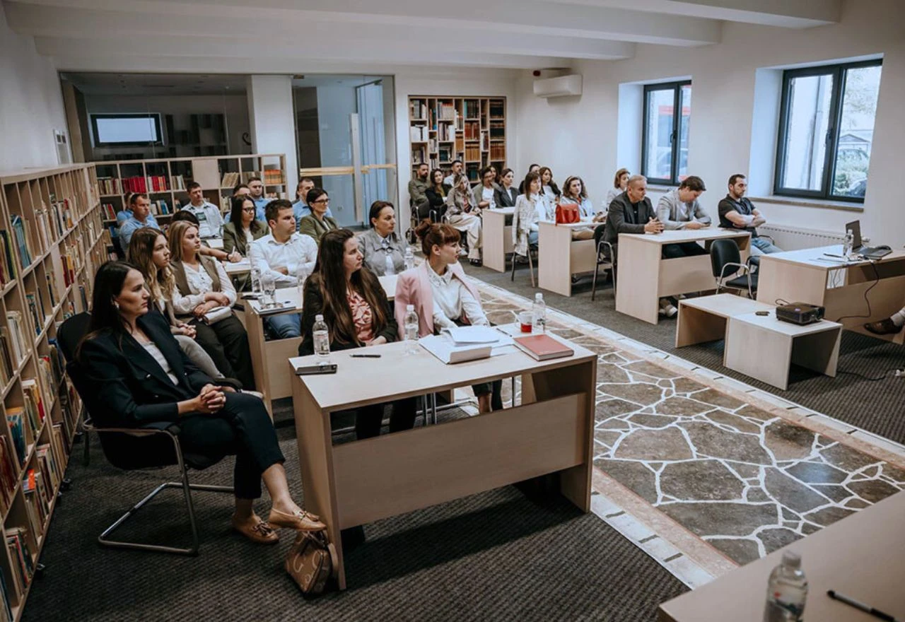 Stručna edukacija u Širokom Brijegu: Kako postupati s djecom u sukobu sa zakonom