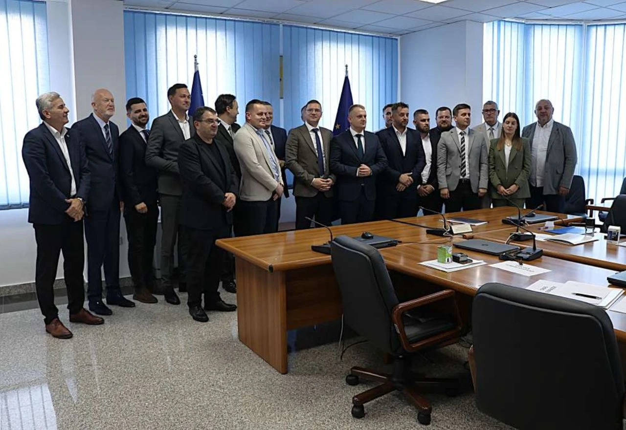 FOTO | Federacija BiH ulaže više od 6 milijuna KM u razvoj poduzetničkih zona