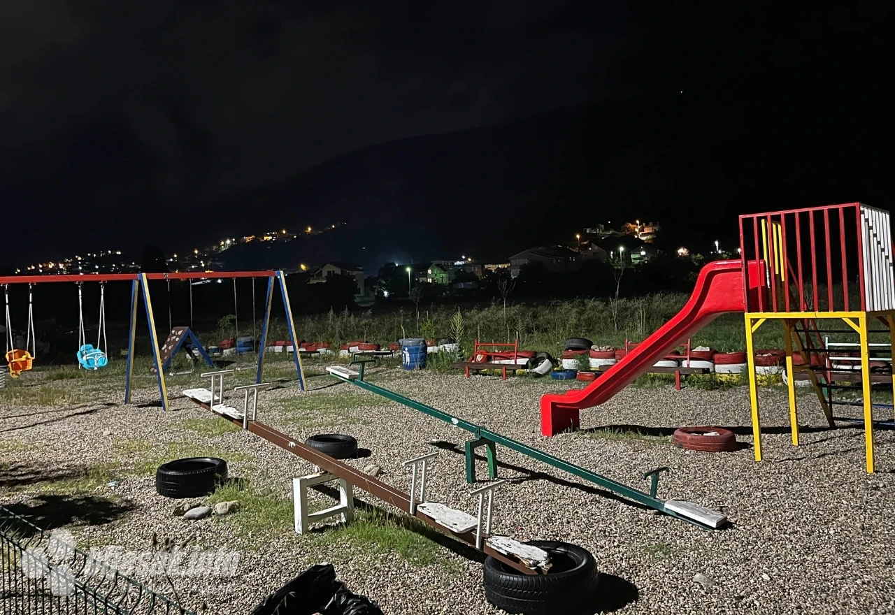 Park za djecu u Južnom logoru