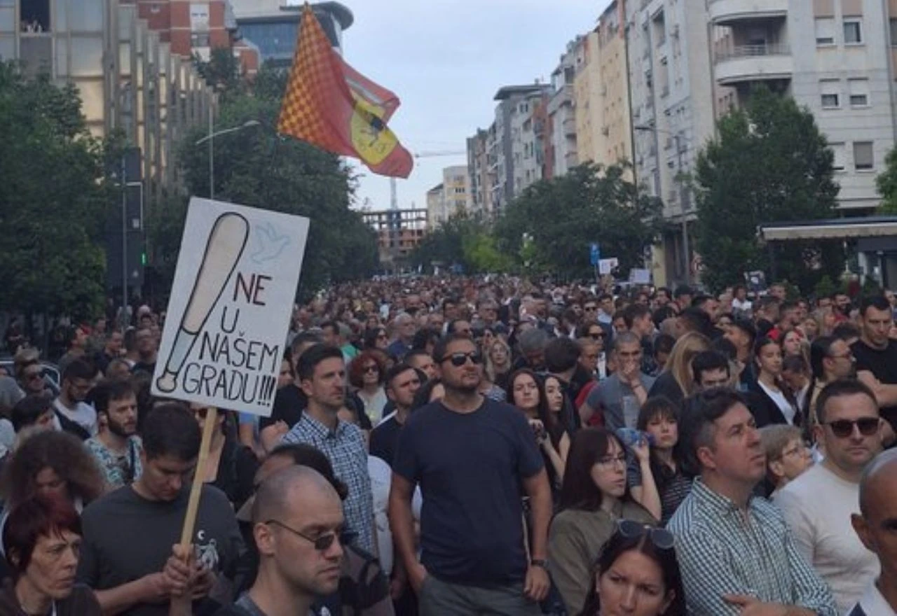 Prosvjed zbog oslobađanja Vučićevih batinaša