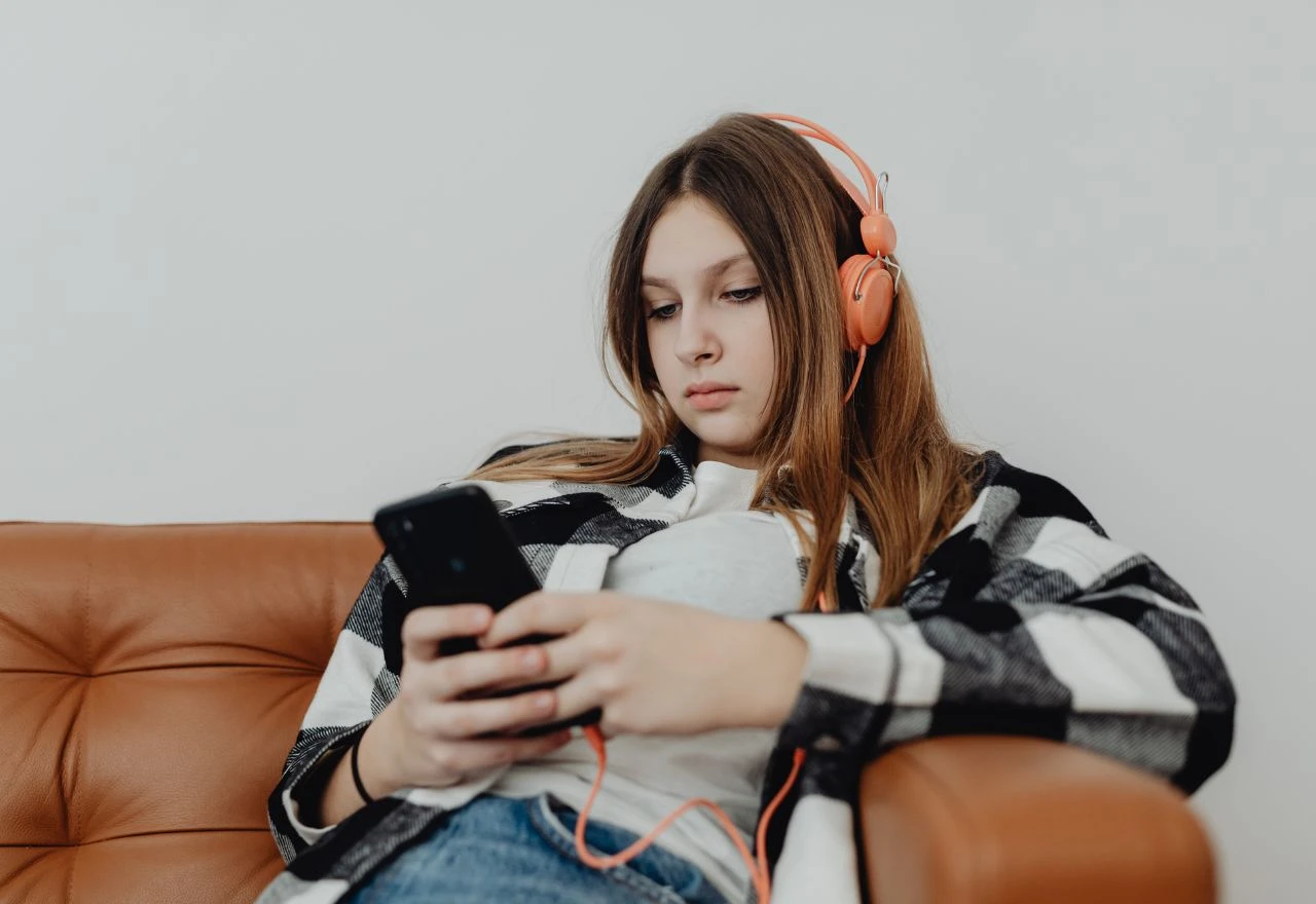 Netflix im više nije fora? Gen Z sve više vremena provodi na TikToku