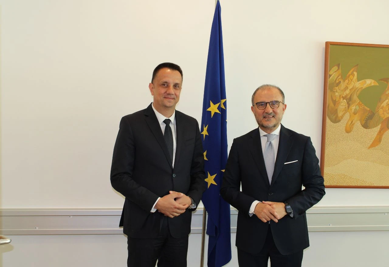Ministar Lakić s ambasadorom Sorecom o energetskoj tranziciji