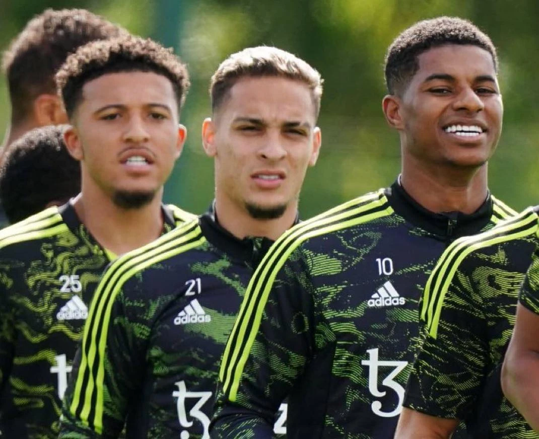 Manchester United prodaje tri posrnule skupe zvijezde
