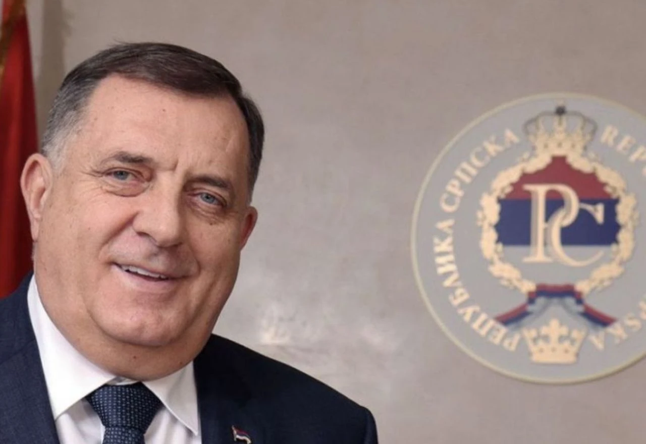 Dodik uplatio više od 100.000 KM za liječenje dječaka iz Kalesije