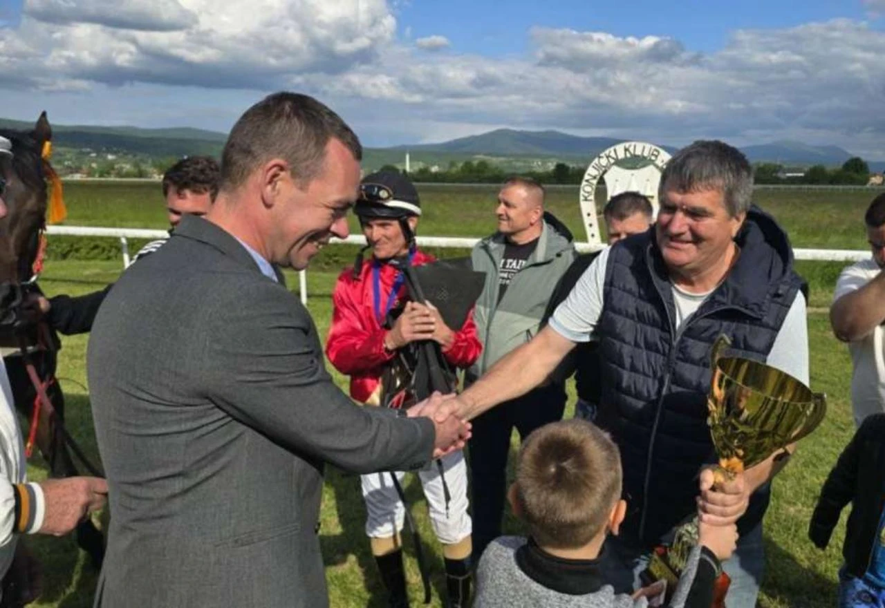 Tradicionalne konjičke utrke održane u Bihaću