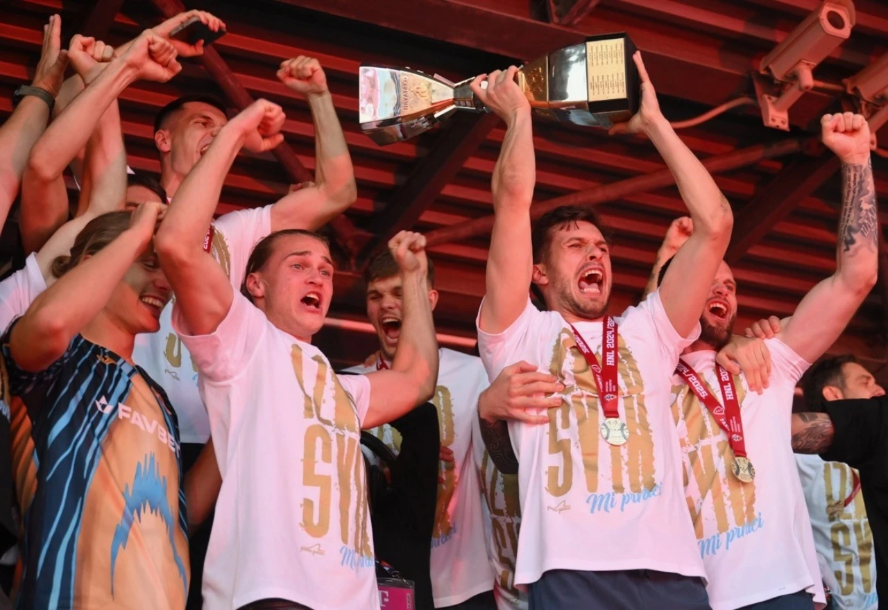 FOTO | Riječani dočekali prvake
