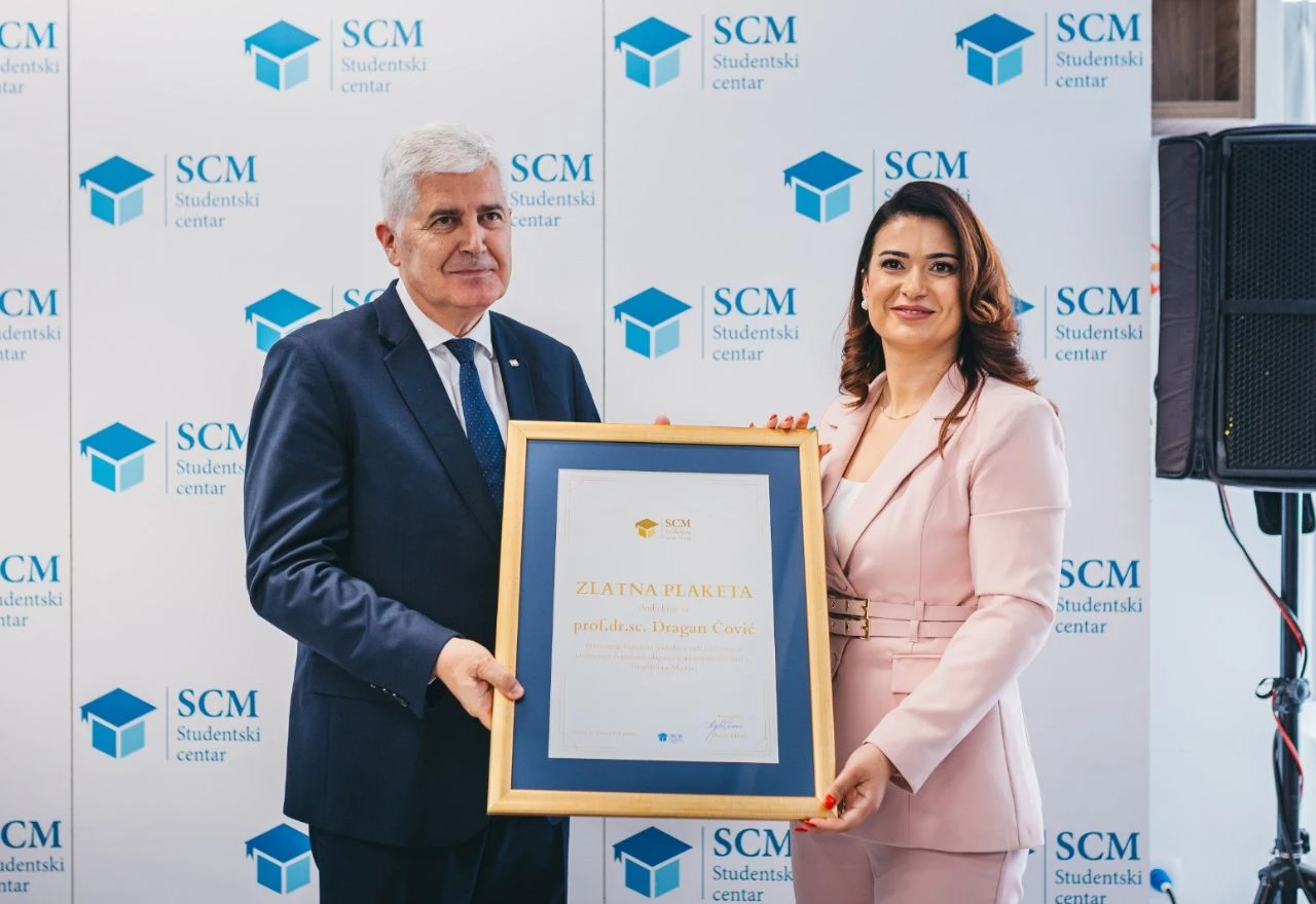 Čović dobio Zlatnu plaketu Studentskog centra