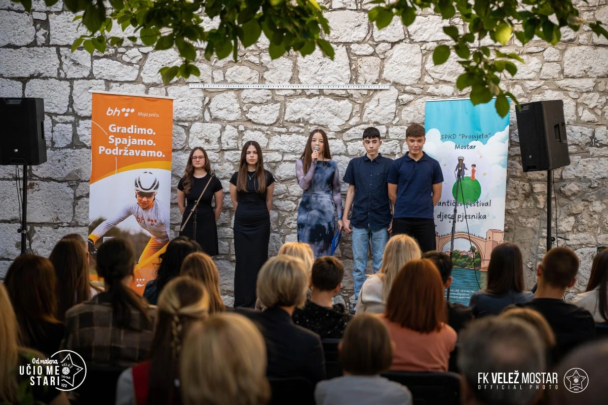Djeca o Veležu govorila u stihovima na Šantićevom festivalu