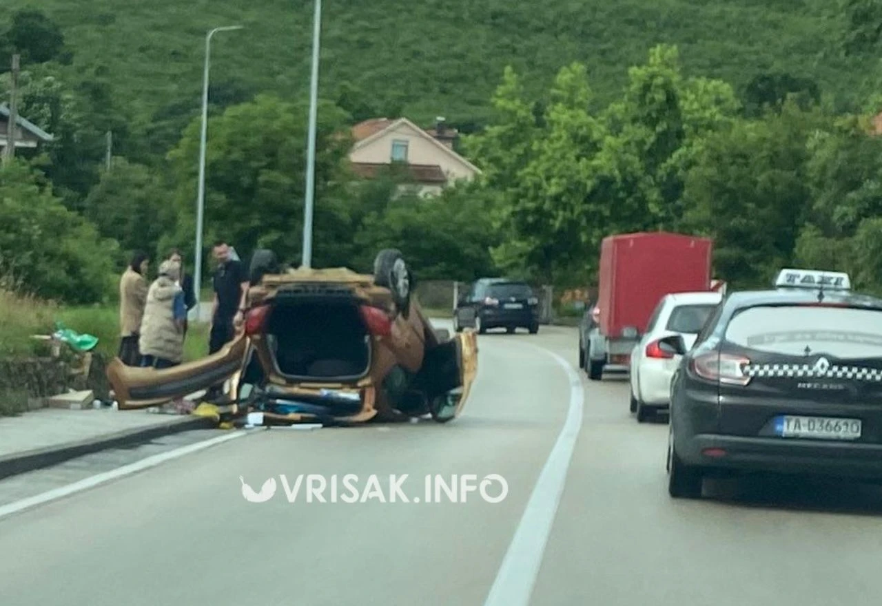 Jedna osoba ozlijeđena u prometnoj kod Širokog Brijega