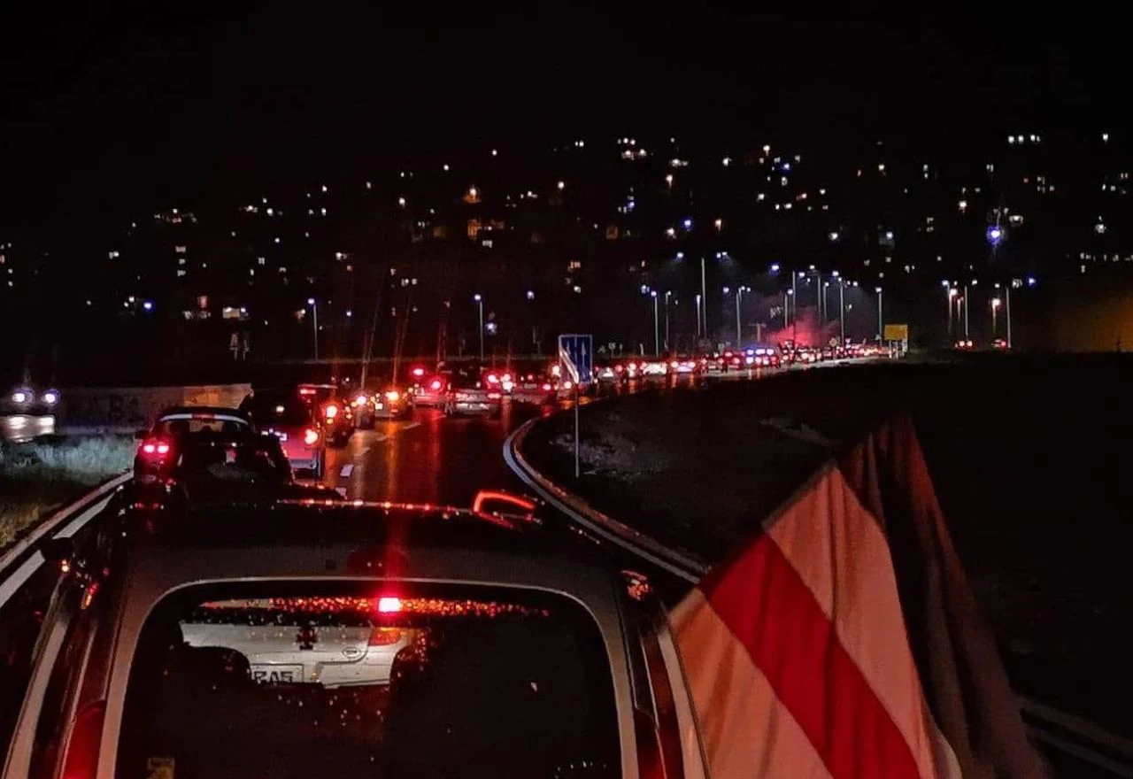 Ultrasi pozivaju na karusel: Svi u bijelom – svi u Gabelu!