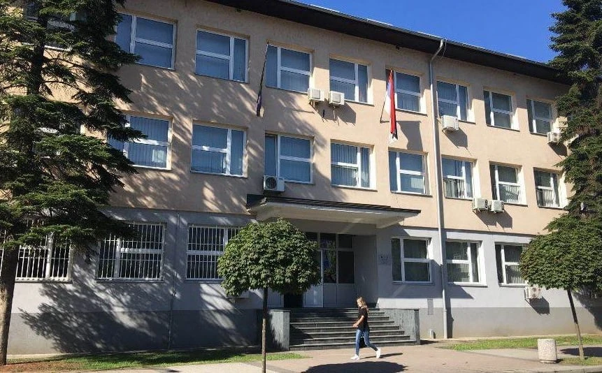 Braća osuđena na 5 godina zatvora: Pretukli muškarca letvom i šipkom zbog teleta