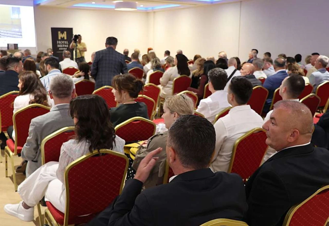 FOTO | Svečana promocija knjige ''Izabrane operacijske procedure u dječjoj kirurgiji i urologiji''