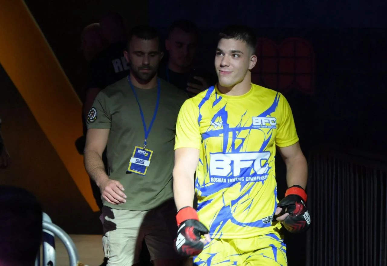 Mostarski borac Marin Radat uspješan na Bosnian Fighting Championshipu 2